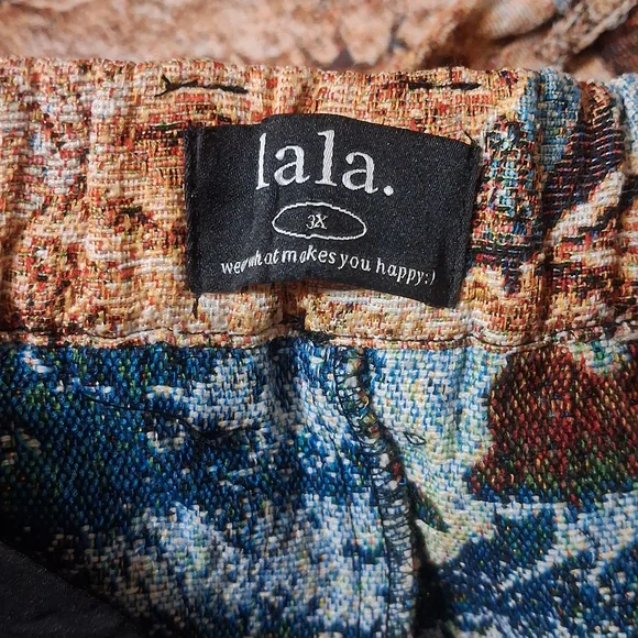 Dressed In Lala - Picture 3 of 3